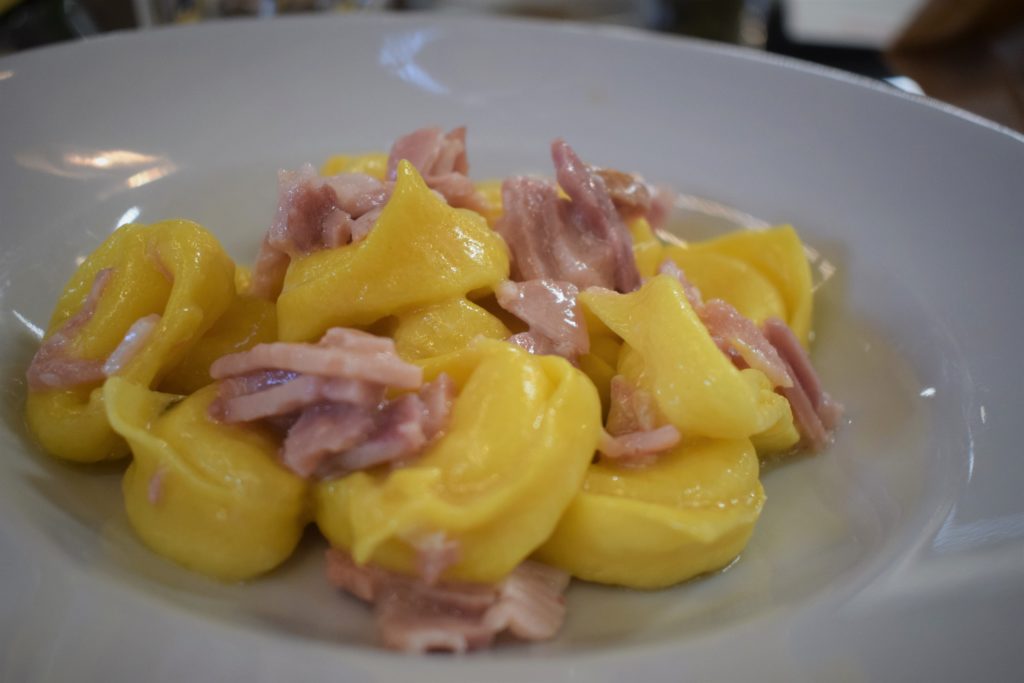 tortelli tortellini bolognese bologna parmigiano primo pasta
